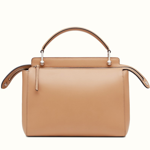 2016新作 フェンディバッグスーパーコピー FE832 FENDI ‘FLOWERLAND DOTCOM’