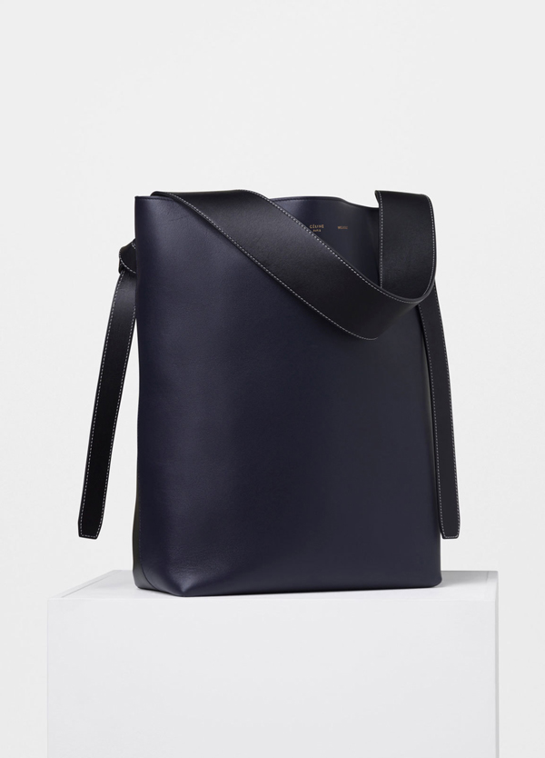 16SS セリーヌスーパーコピー Celine／ツイステッド カバ スモール 177053A90.07OG