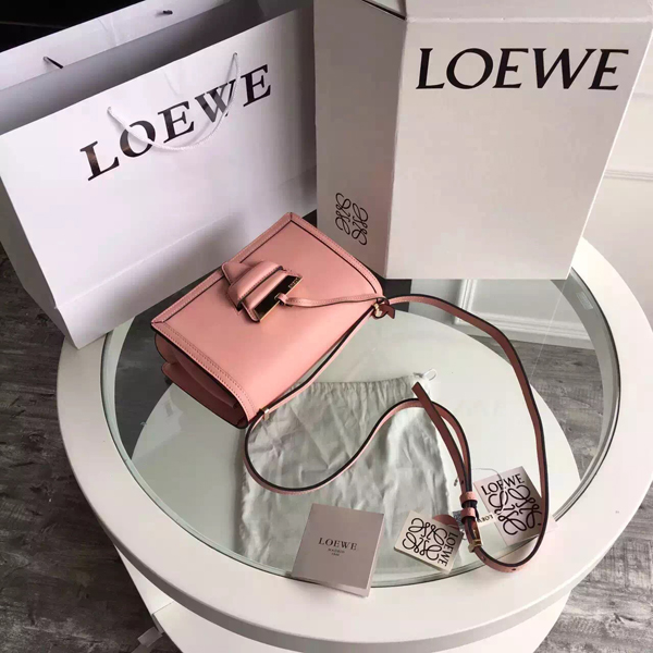 16SS LOEWE ロエベスーパーコピー ショルダーバッグ バルセロナ 302.74.M15