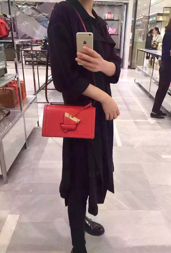 16SS LOEWE ロエベスーパーコピー ショルダーバッグ 30274M15 7931 BARCELONA