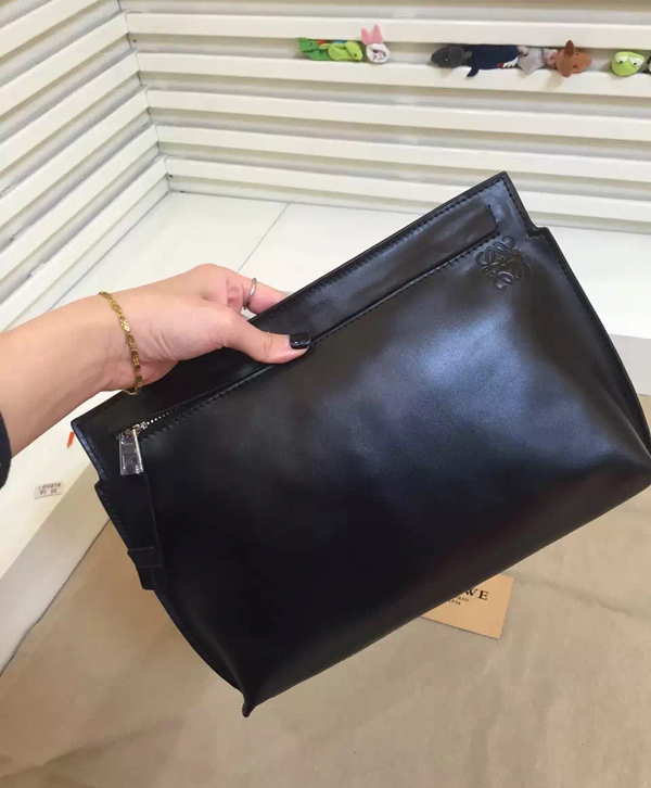 2016春夏新作 LOEWE ロエベスーパーコピー クラッチバッグ ミディアム BLACK ブラック T POUCH 109 54 K36 2030 1100