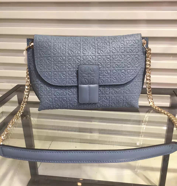 2016春夏新作LOEWE ロエベスーパーコピー Avenue*エングレーブ加工ショルダーバッグ* 310.89.N49
