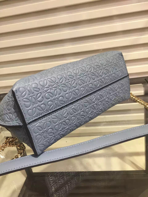 2016春夏新作LOEWE ロエベスーパーコピー Avenue*エングレーブ加工ショルダーバッグ* 310.89.N49