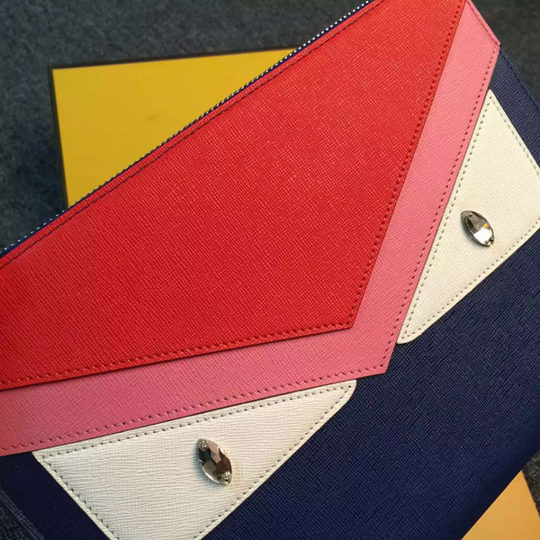 フェンディスーパーコピー FENDI *プレゼントにも*PORTACHIAVI CRAYONS*クラッチ 8AP15188EF0V1V