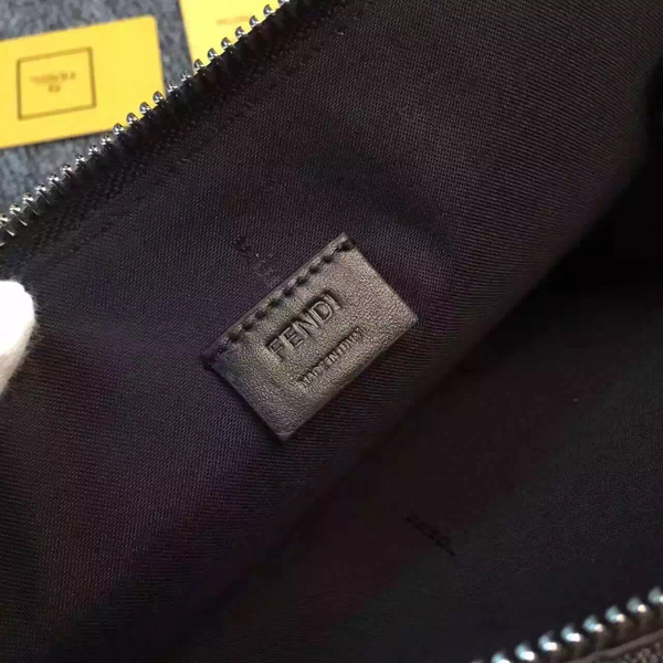 フェンディスーパーコピー FENDI *プレゼントにも*PORTACHIAVI CRAYONS*クラッチ