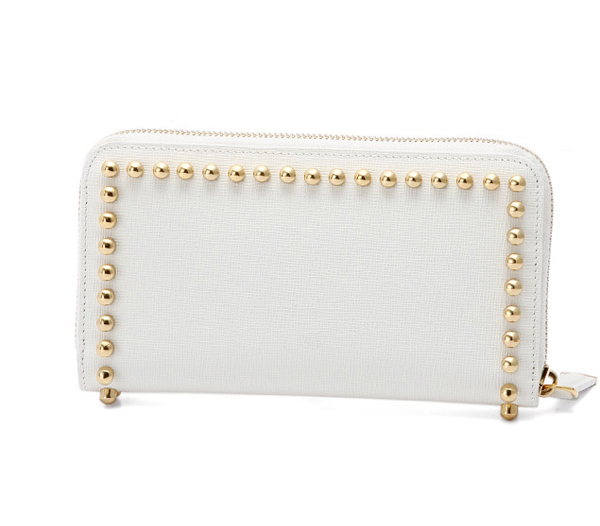 フェンディスーパーコピー FENDI ラウンドファスナー長財布 ホワイト KARLITO カーリト 8M0299 7MP F01Y8