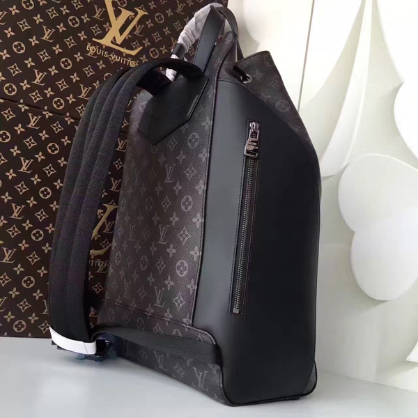 2016新作 ルイヴィトンスーパーコピー 雑誌掲載Louis Vuitton☆黒モノグラム/バックパック M40527