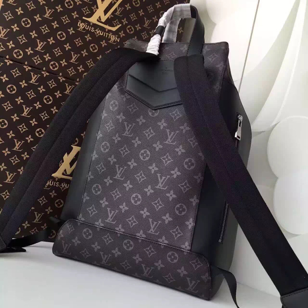 2016新作 ルイヴィトンスーパーコピー 雑誌掲載Louis Vuitton☆黒モノグラム/バックパック M40527