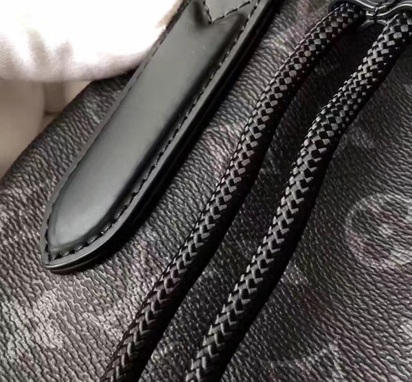 2016新作 ルイヴィトンスーパーコピー 雑誌掲載Louis Vuitton☆黒モノグラム/バックパック M40527