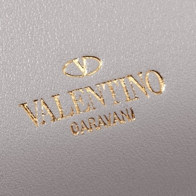 AW16-17 VALENTINO（ヴァレンティノスーパーコピー） スタッズウォレット