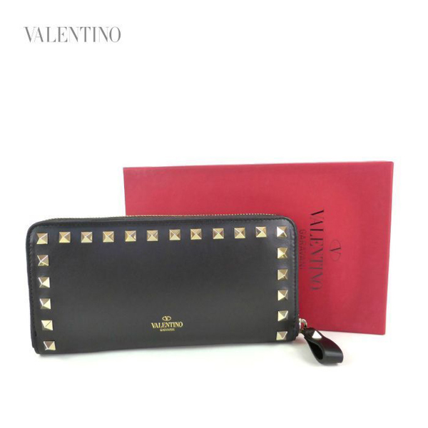 2016-17AW 【VALENTINO】ヴァレンティノスーパーコピー ロックスタッド ラウンド長財布 JW0P0645