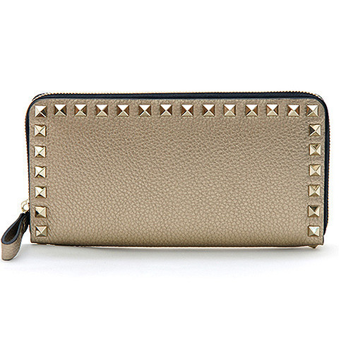 2016-17AW VALENTINO★ヴァレンティノスーパーコピー ROCKSTUD ZIP長財布 プラチナゴールド