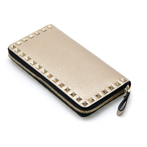 2016-17AW VALENTINO★ヴァレンティノスーパーコピー ROCKSTUD ZIP長財布 プラチナゴールド