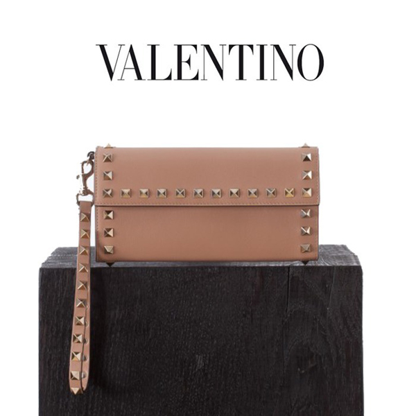 2017新作Valentino ヴァレンティノスーパーコピー バレンチノ Noisette Continental wallet