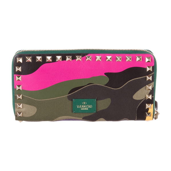 2017新作 ヴァレンティノスーパーコピー 【VALENTINO】VALENTINO ROCKSTUD CAMOFLAUGE WALLET 財布