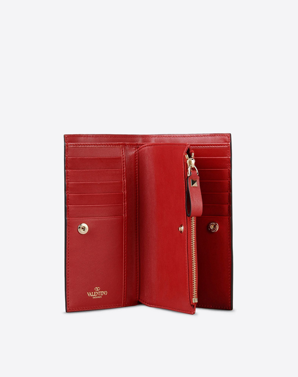 2017新作 ★VALENTINO★ヴァレンティノスーパーコピー オシャレののロックスタッズ長財布 KW2P0301BOL 0RO