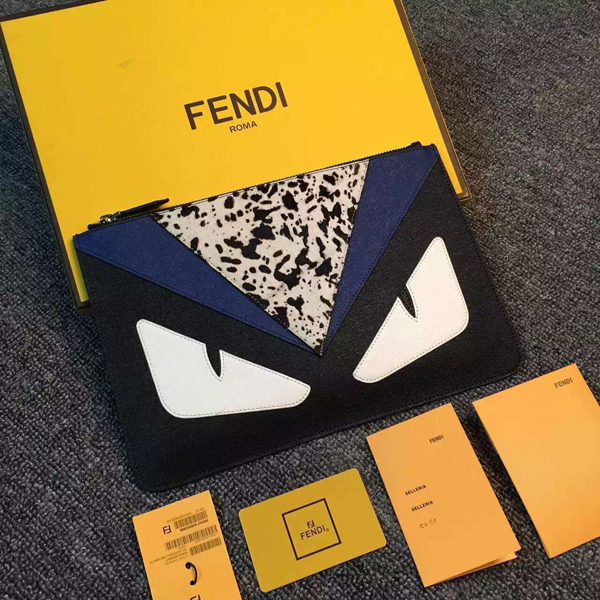 レア☆16FW フェンディクラッチスーパーコピー FENDI ☆モンスタークラッチ☆