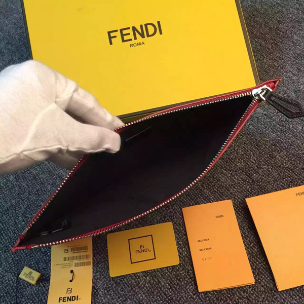 大人気！【フェンディクラッチスーパーコピー FENDI】キュートなモンスター BAGBUGS