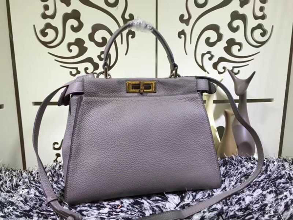 フェンディスーパーコピー FENDI ★人気 SELLERIA PEEKABOO レギュラーサイズ トフィー Gray 8BN290Q0JF0N8A