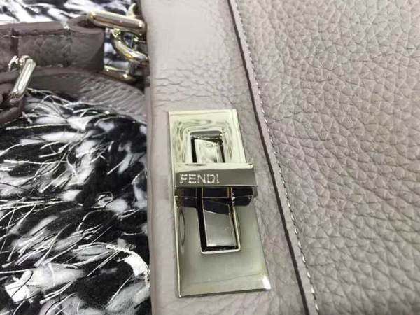 フェンディスーパーコピー FENDI ★人気 SELLERIA PEEKABOO レギュラーサイズ トフィー Gray 8BN290Q0JF0N8A