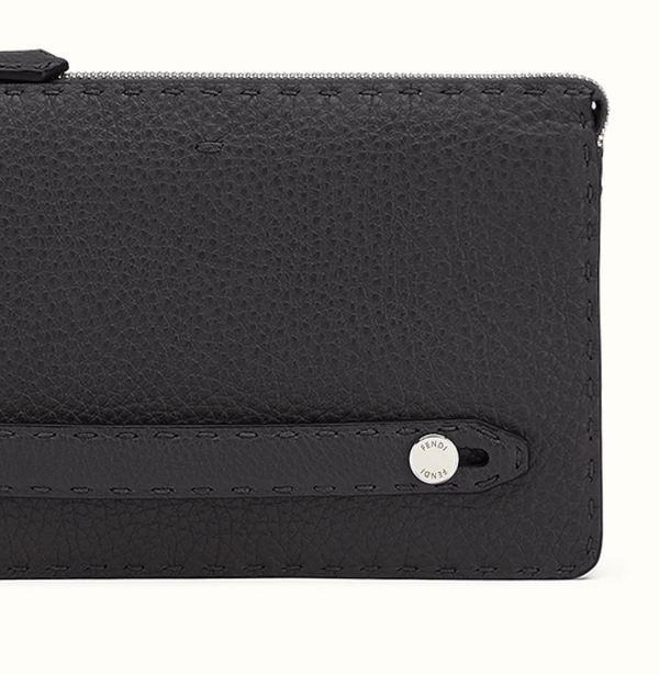 2016秋冬新作 FENDI フェンディクラッチスーパーコピー クラッチ Silberプレートと手縫いステッチが素敵 7VA350NDUF0QA1