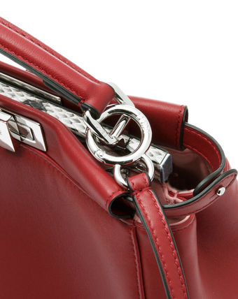 FENDIフェンディスーパーコピー ショルダー付 ハンドバッグ ミニ レッド PEEKABOO フリルピー8BN244 7RK F02T4 