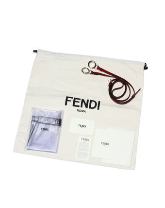 FENDIフェンディスーパーコピー ショルダー付 ハンドバッグ ミニ レッド PEEKABOO フリルピー8BN244 7RK F02T4 
