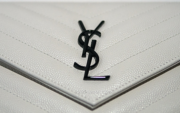 Saint Laurent サンローランスーパーコピー 奇跡の入荷！サンローラン チェーンウォレット白Ｘ黒