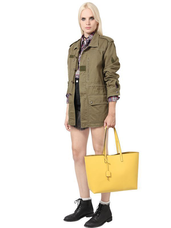 Saint Laurent SS16大人気 サンローランスーパーコピー トートバッグ&ポーチ サンローランの最新レディーストートバッグ&ポーチです Yellow