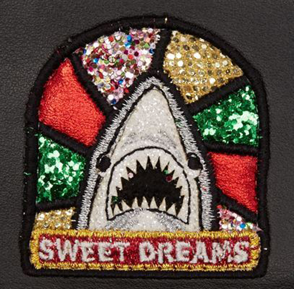 関送込【Saint Laurent】サンローラン スーパーコピー Sweet Dreams シャーク カードホルダー