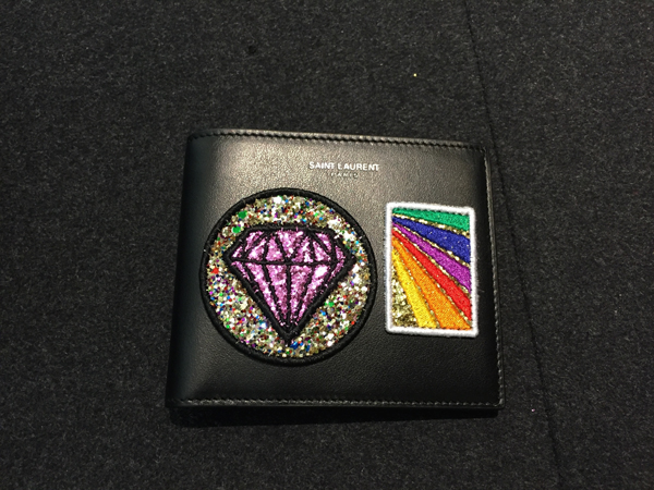 関送込【Saint Laurent】サンローラン スーパーコピー マルチパッチ レザー折財布