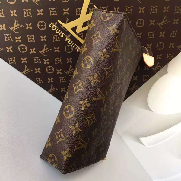 2016新作 Louis Vuitton 【ルイヴィトン スーパーコピー】ポッシュトワレット　ポーチ　モノグラム M47542