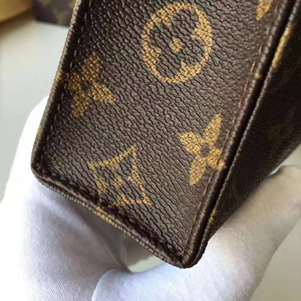 2016新作 Louis Vuitton 【ルイヴィトン スーパーコピー】ポッシュトワレット　ポーチ　モノグラム M47542