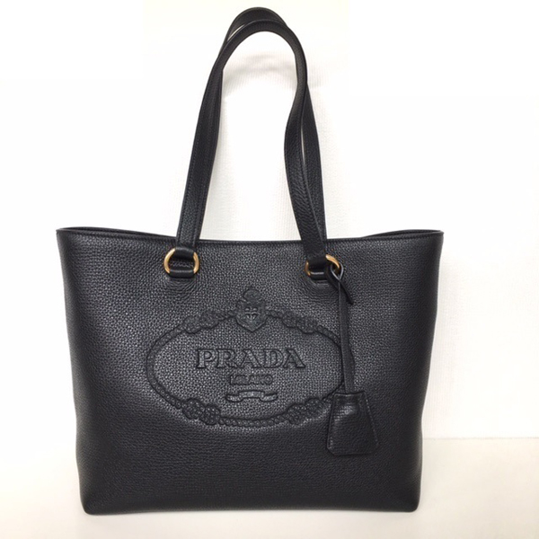 素敵♪♪使える☆《PRADA》プラダスーパーコピー 刻印ロゴVIT.DAINO トート 色々カラー 1BG100 