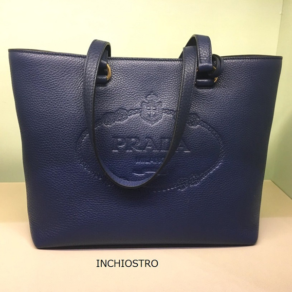 素敵♪♪使える☆《PRADA》プラダスーパーコピー 刻印ロゴVIT.DAINO トート 色々カラー 1BG100 