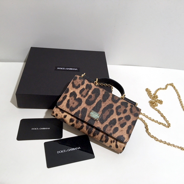 2017新作人気 DOLCE&GABBANA (D&G)ドルチェ&ガッバーナ スーパーコピー iphone6 ケース Miss Sicily