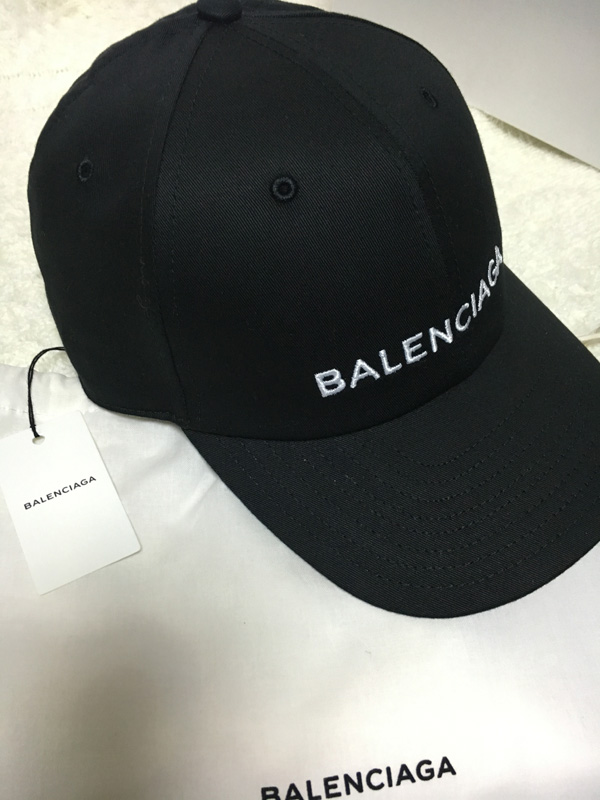 国内入荷済！関税送料込【BALENCIAGA】バレンシアガ スーパーコピー 大人気のロゴキャップ 黒