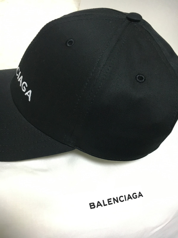 国内入荷済！関税送料込【BALENCIAGA】バレンシアガ スーパーコピー 大人気のロゴキャップ 黒