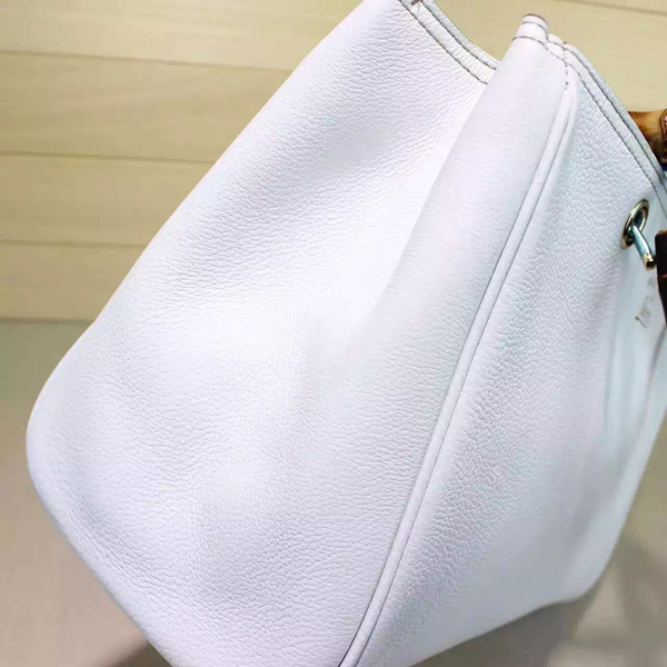 GUCCI グッチコピー 2015/16秋冬新作 2WAYトートバッグ 323660 A7M0G 2529　バンブー BAMBOO ショルダーバッグ