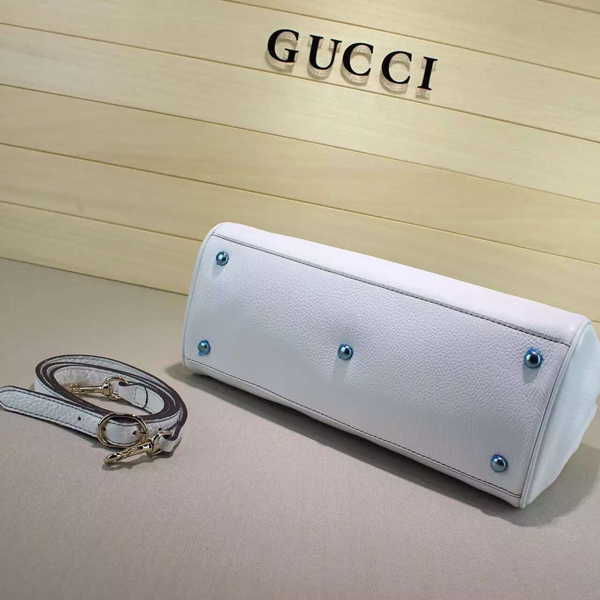 GUCCI グッチコピー 2015/16秋冬新作 2WAYトートバッグ 323660 A7M0G 2529　バンブー BAMBOO ショルダーバッグ