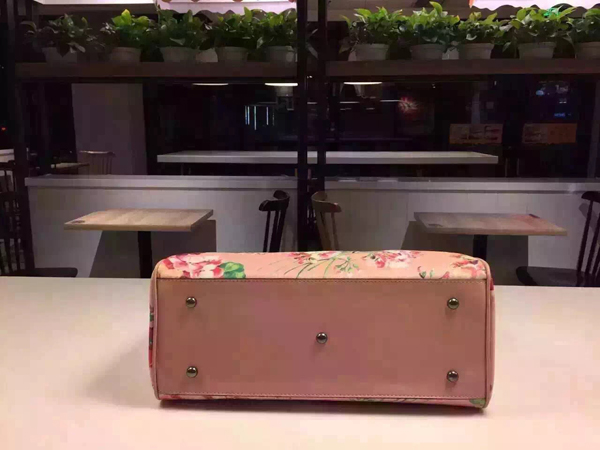 ★2016新作ブルームス★GUCCI グッチコピー レザートートバッグ 323660CWB1N 5770