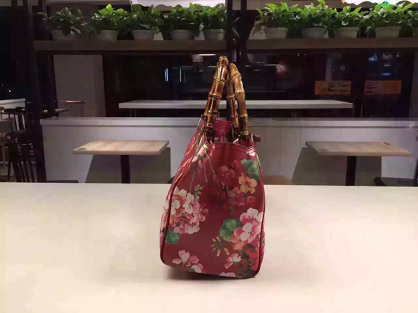 ★2016新作ブルームス★GUCCI グッチコピー レザートートバッグ 323660 CWB1N 6469