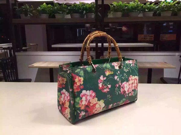 ★2016新作ブルームス★GUCCI グッチコピー レザートートバッグ 323660CWB1N 5789