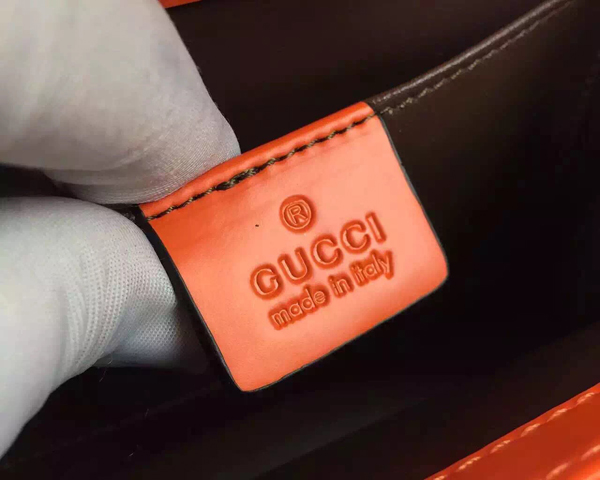 2016新作 GUCCI グッチコピー ポリッシュレザーショルダーバッグ 387609 DKE0N 6525
