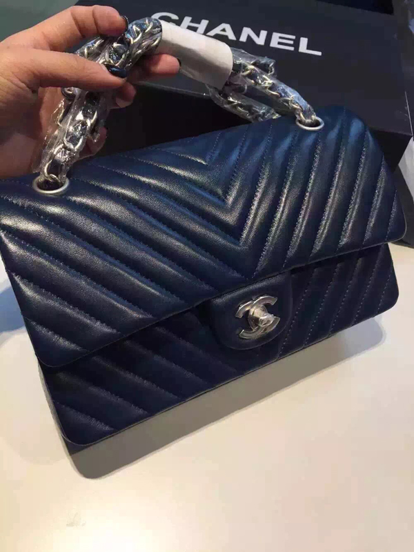 2015SS シャネルバッグスーパーコピー Chanel ★シェブロン★ミニフラップショルダー