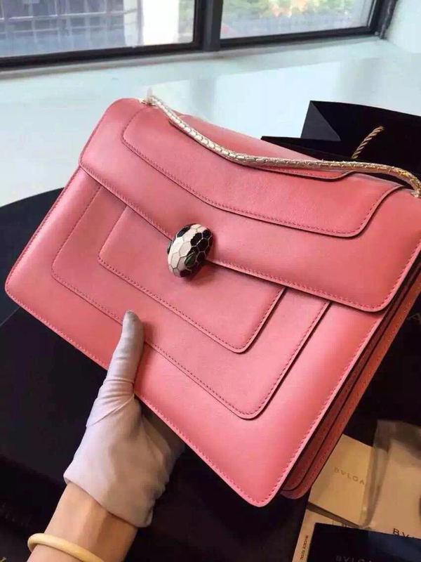 2015新作 ブルガリスーパーコピー セルペンティ フォーエバーフラップカバーバッグ SERPENTI FOREVER 38292