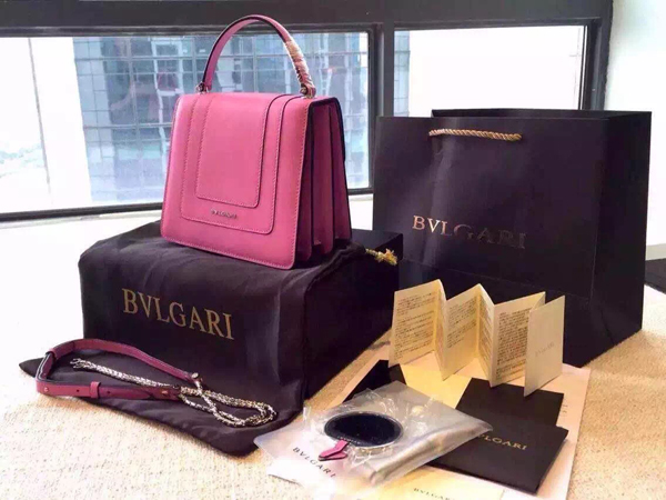 2015新作 ブルガリスーパーコピー セルペンティ フォーエバーフラップカバーバッグ SERPENTI FOREVER 38329