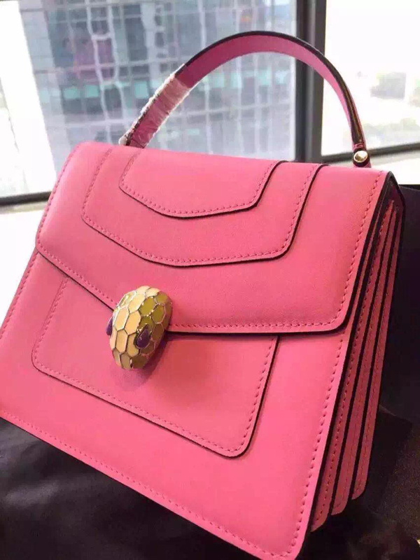 2015新作 ブルガリスーパーコピー セルペンティ フォーエバーフラップカバーバッグ SERPENTI FOREVER 38329