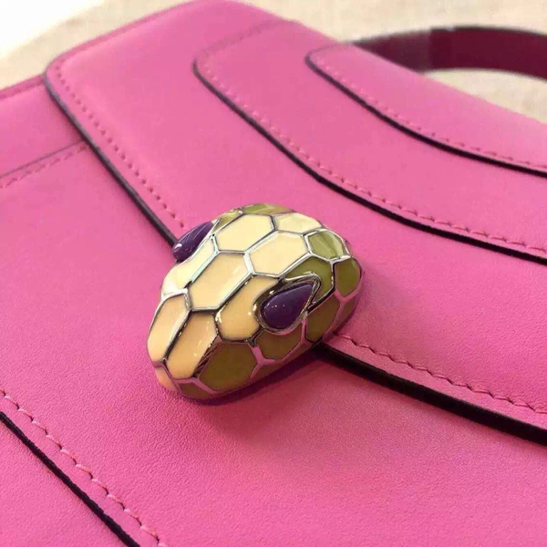 2015新作 ブルガリスーパーコピー セルペンティ フォーエバーフラップカバーバッグ SERPENTI FOREVER 38329