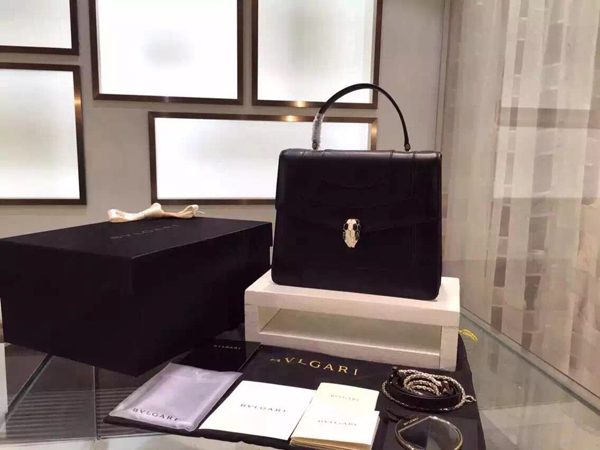 2015新作 ブルガリスーパーコピー フラップカバーバッグ SERPENTI FOREVER 38318